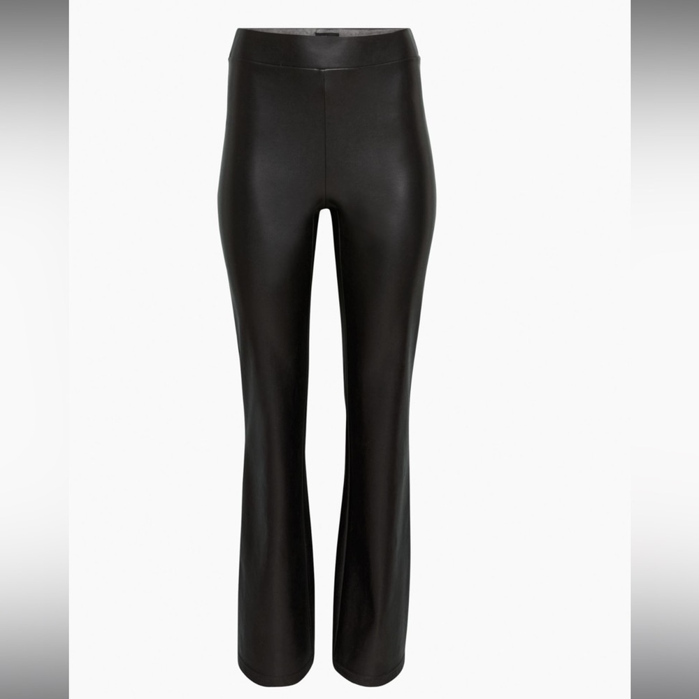 Aritzia Babaton Upstage pants M